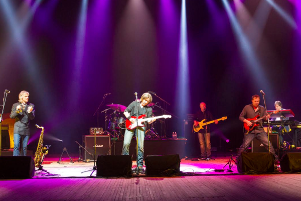 Dire Straits Experience