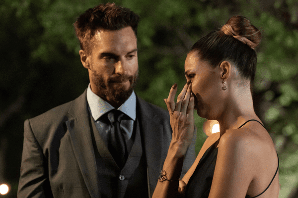 Jess R leaves The Bachelor SA S2