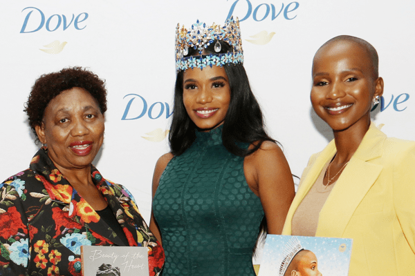 Minister_Motshekga_with_ToniAnn_and_Shudufhadzo