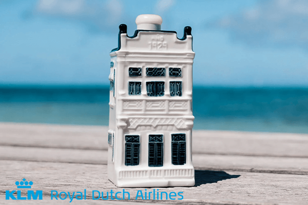 KLM Delftware miniature house