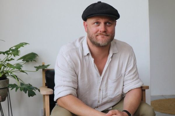 Basson Laas Tightly Bound