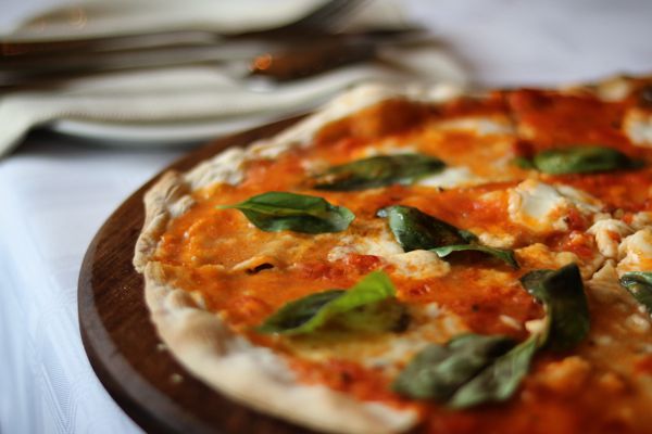 Julias Pizza