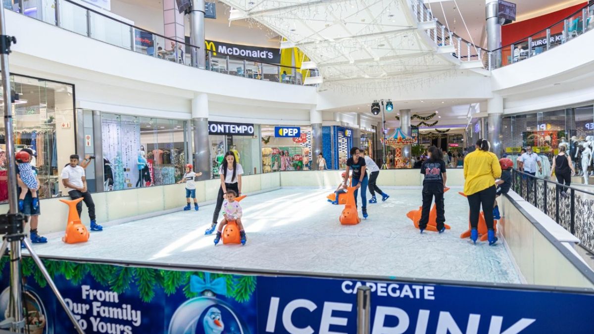 Capegate Centre Disney Ice Rink