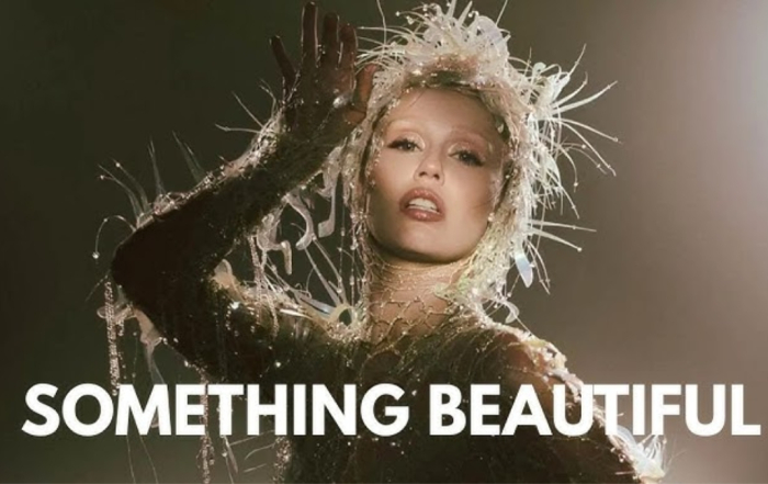 Miley Cyrus Something Beautiful