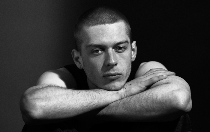 Archi returns with brand-new single Glass