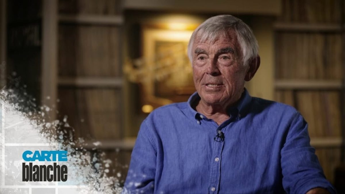 Carte Blanche tv Book Hotel